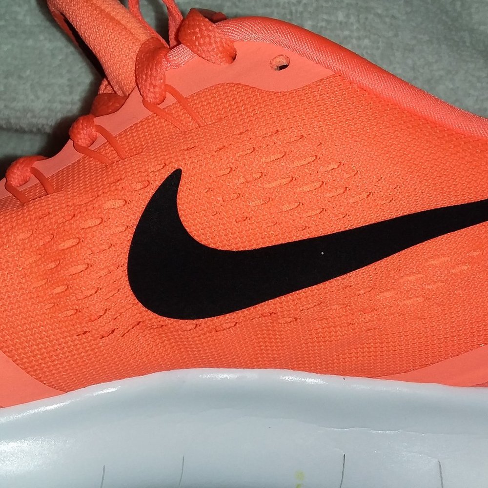 Nike Bright Mango Free Run Natural